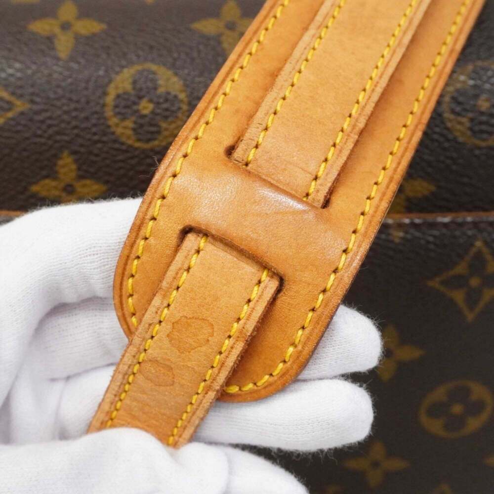 LOUIS VUITTON Brown Monogram Shoulder Bag - Picture 11 of 13
